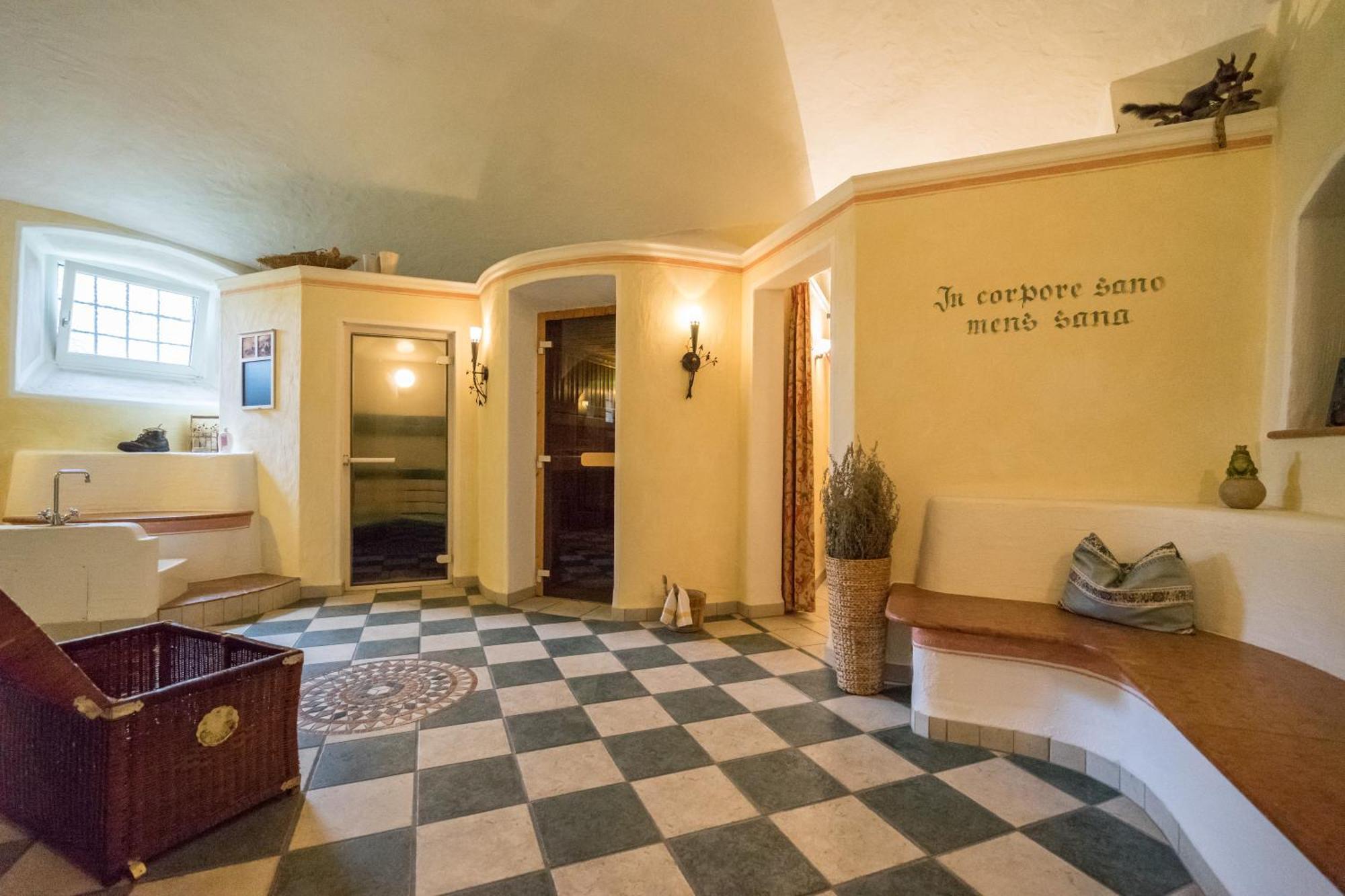 Hotel Steffner-Wallner Mauterndorf  Bagian luar foto